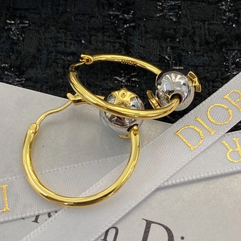 UrbanStyle Christian Dior Earrings 236013