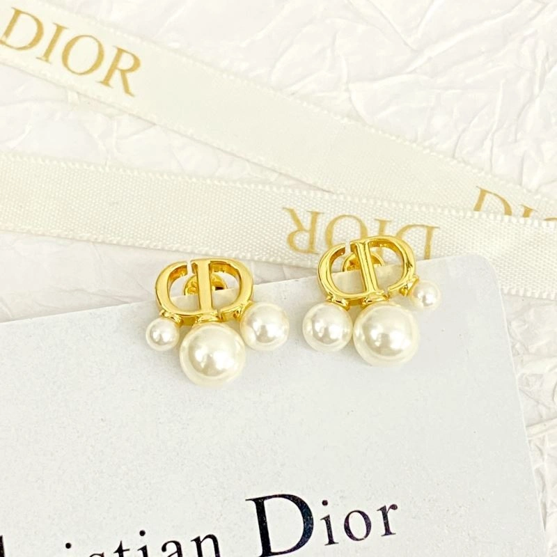 ModernLook Christian Dior Earrings 235986