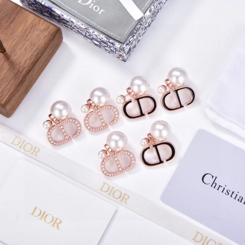 Modern Christian Dior Earrings 235982