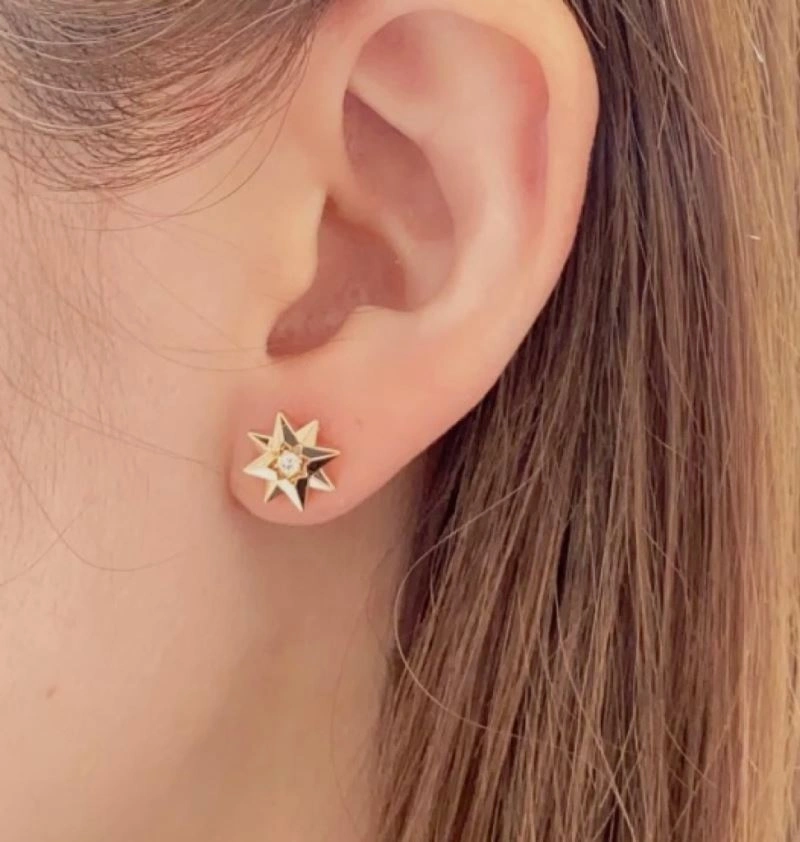 Minimalist Christian Dior Earrings 235868