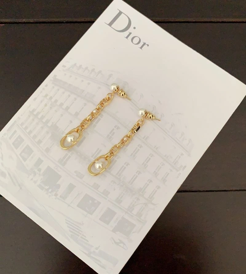 MoistureWicking Christian Dior Earrings 236349