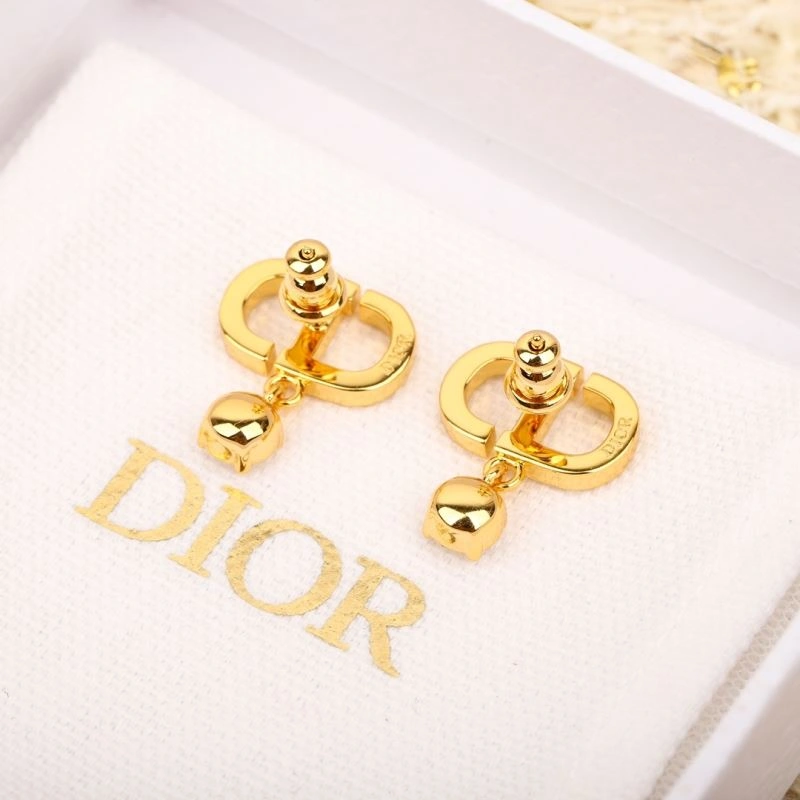 Christian Dior Earrings ModernLook 236316