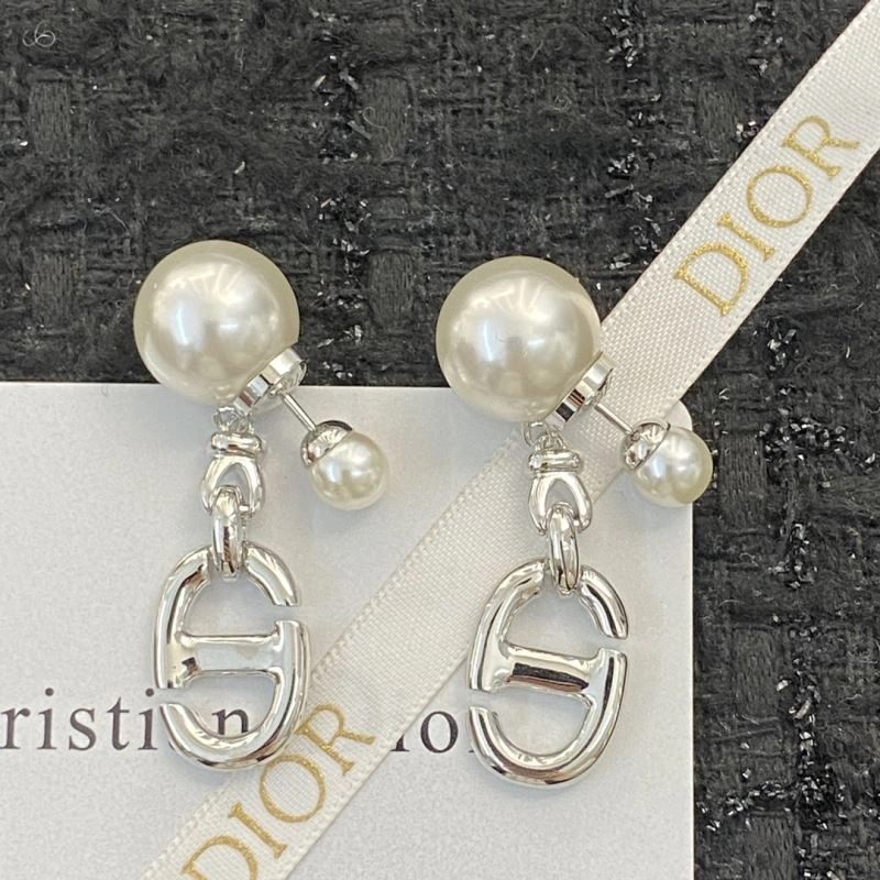 Christian Dior Earrings UrbanChic 236317