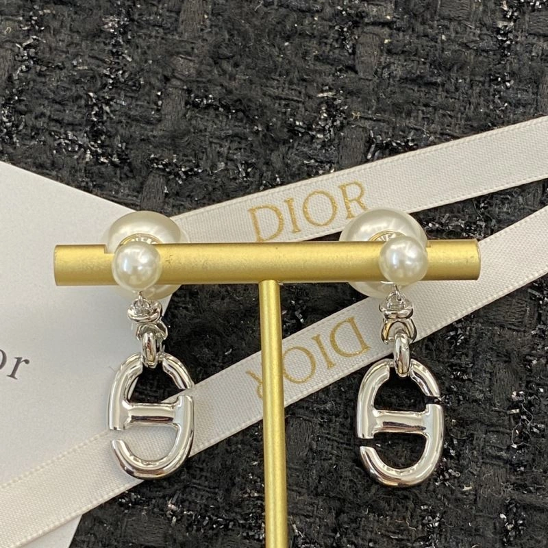 Christian Dior Earrings UrbanChic 236317