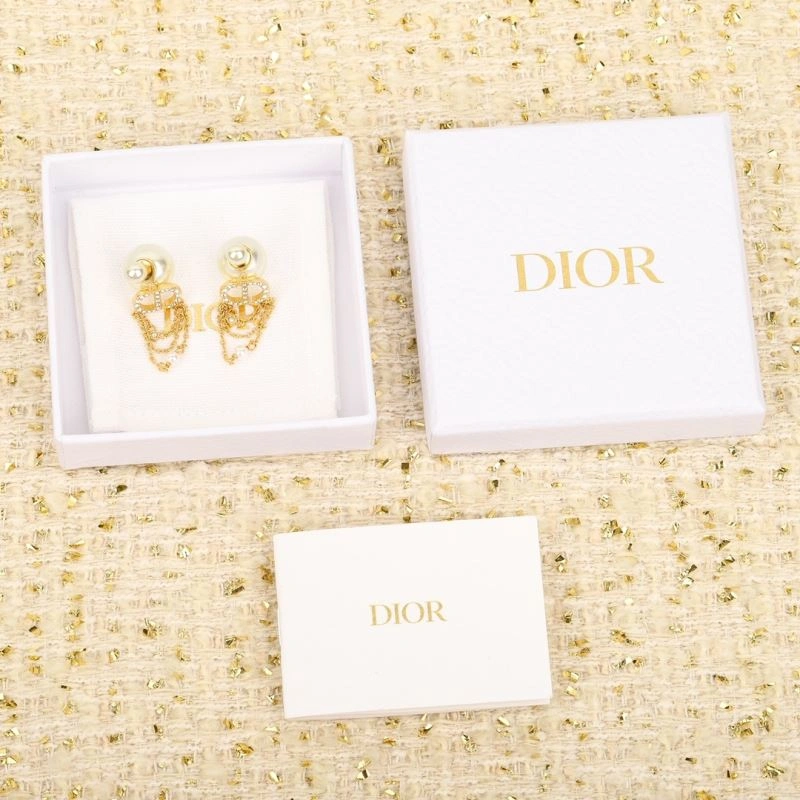 Christian Dior Earrings Bold 236187