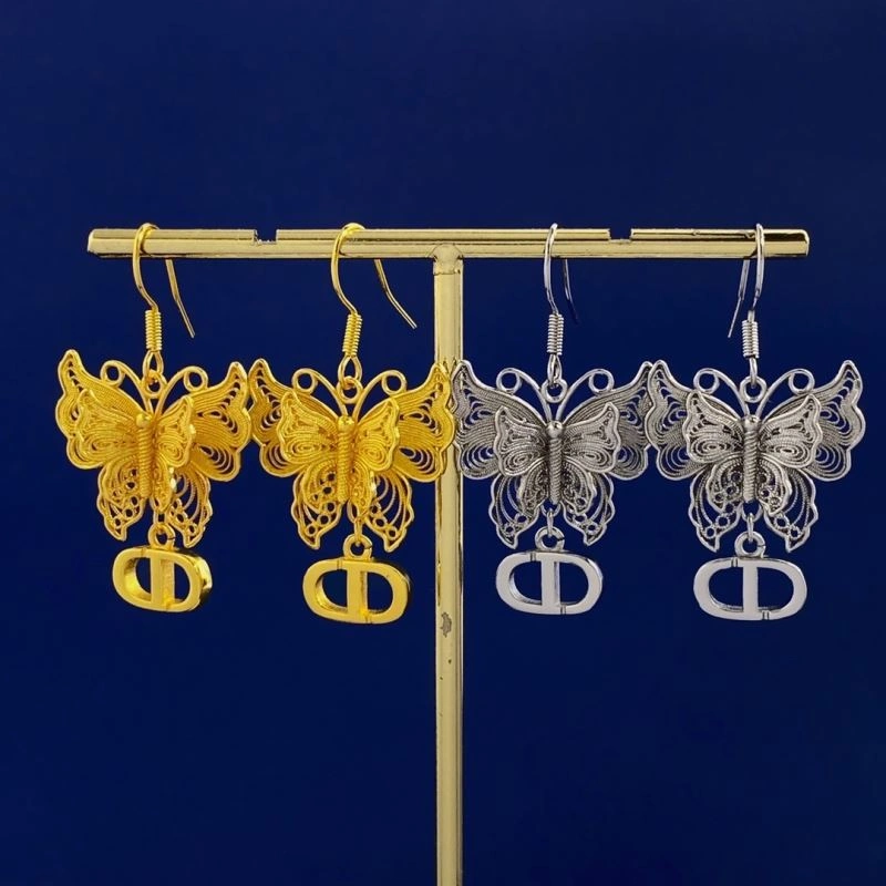 Christian Dior Earrings Versatile 236161