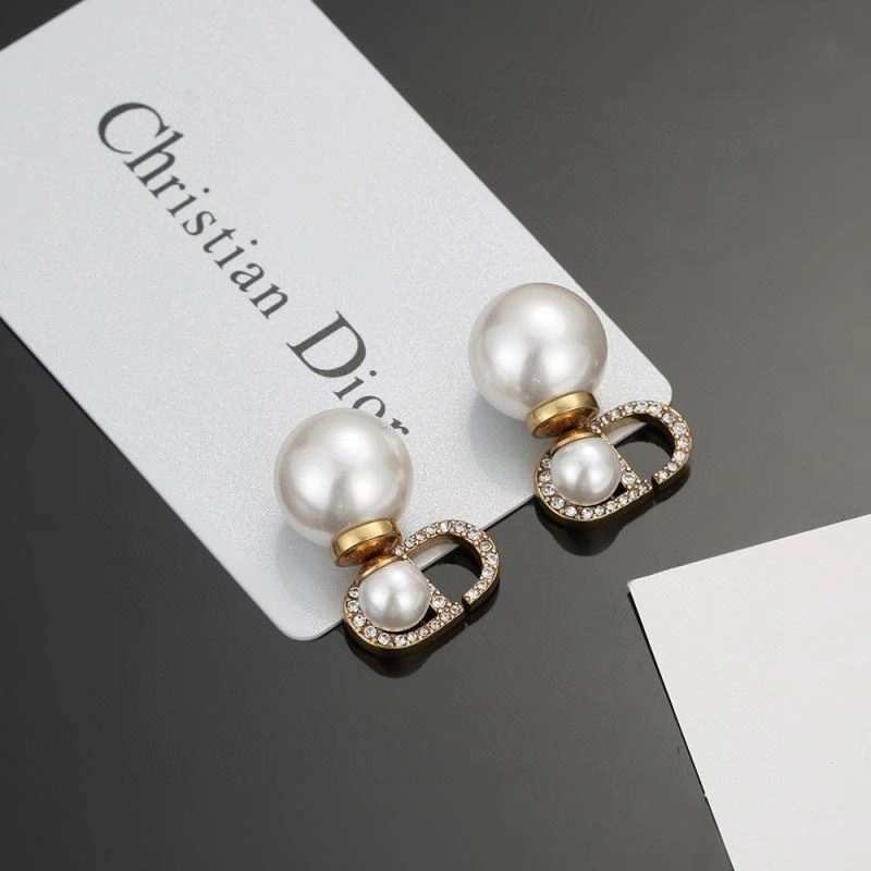 Christian Dior Earrings OnTrend 236149