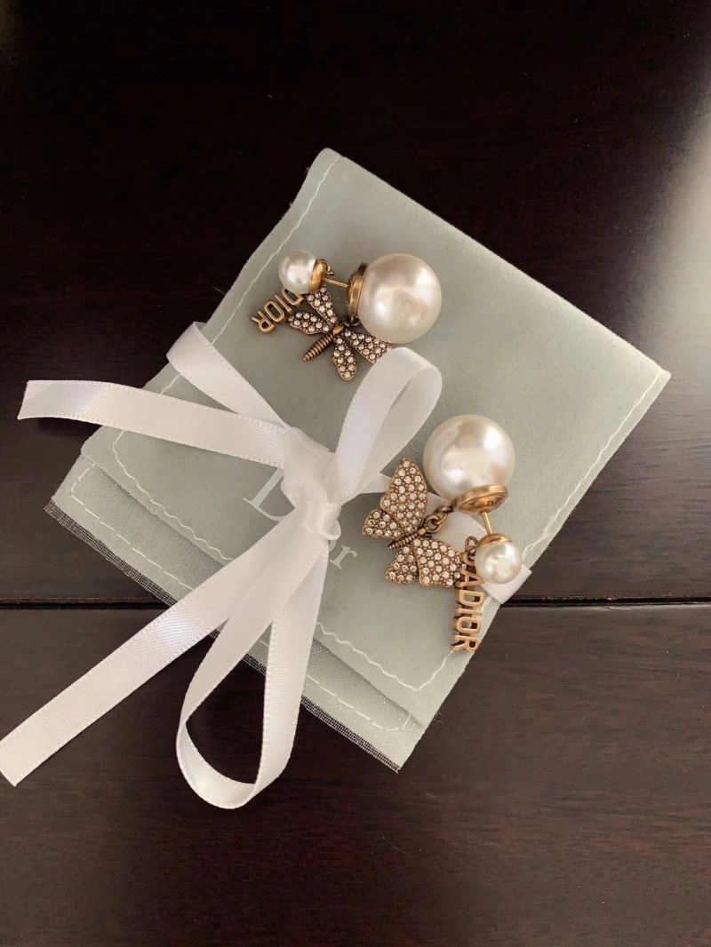 Christian Dior Earrings Comfortable 236150