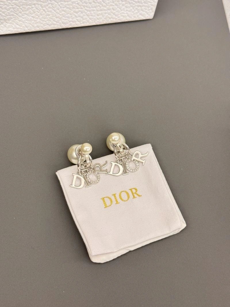 Christian Dior Earrings FashionForward 236188