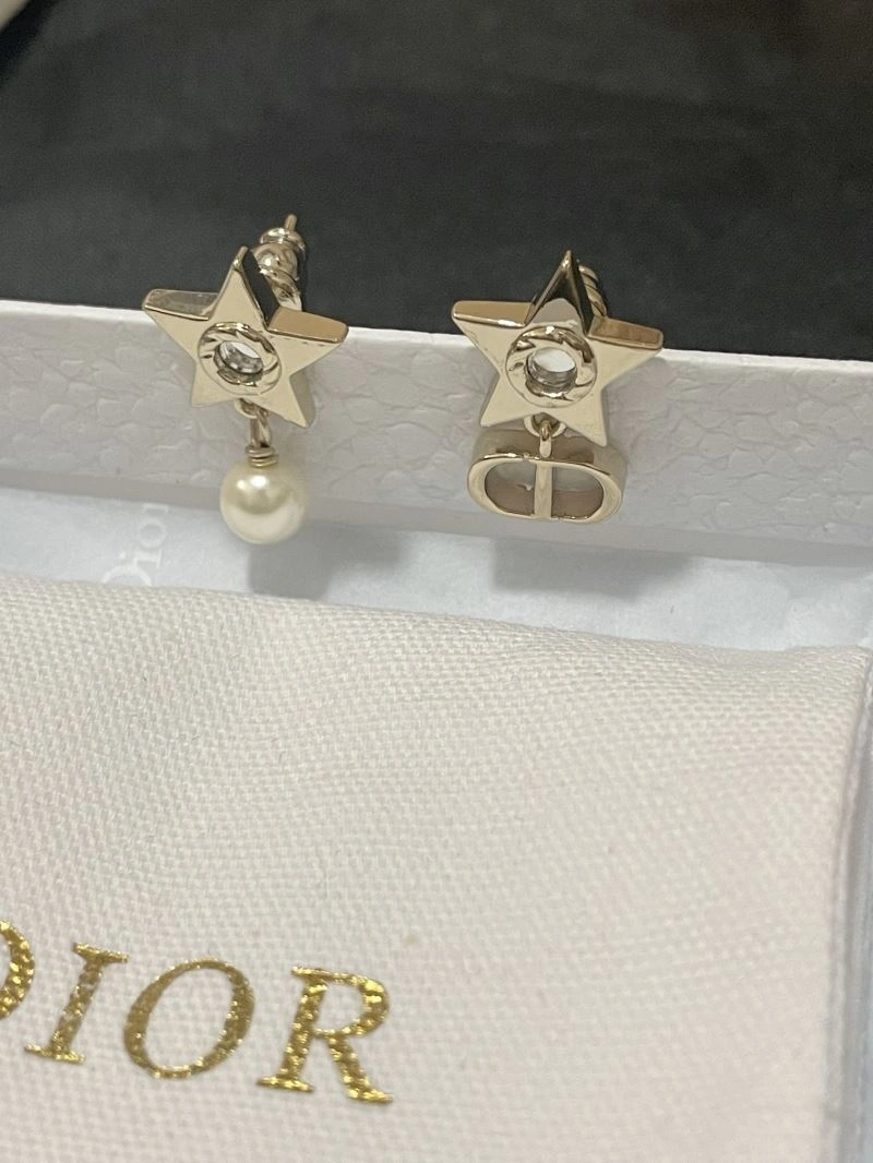 HighQuality Christian Dior Earrings 236109
