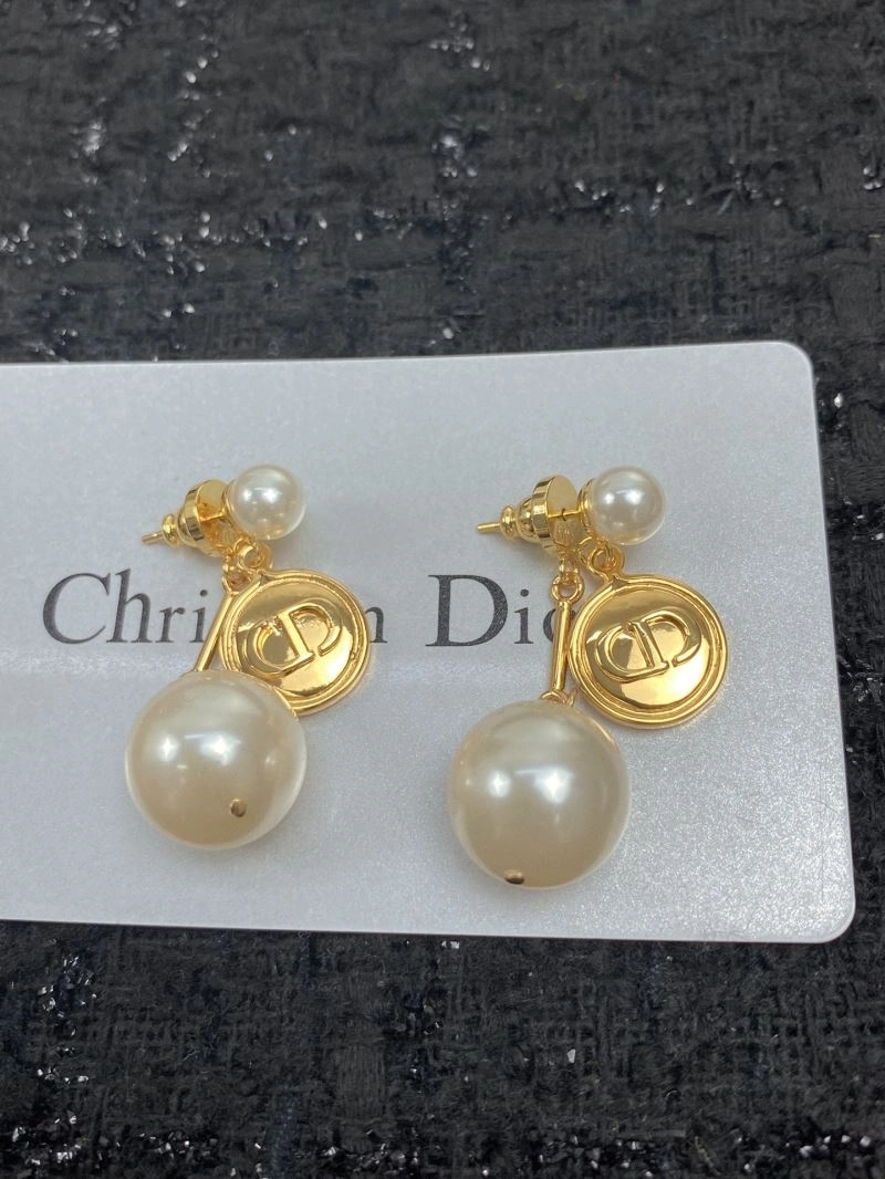 HighQuality Christian Dior Earrings 235628