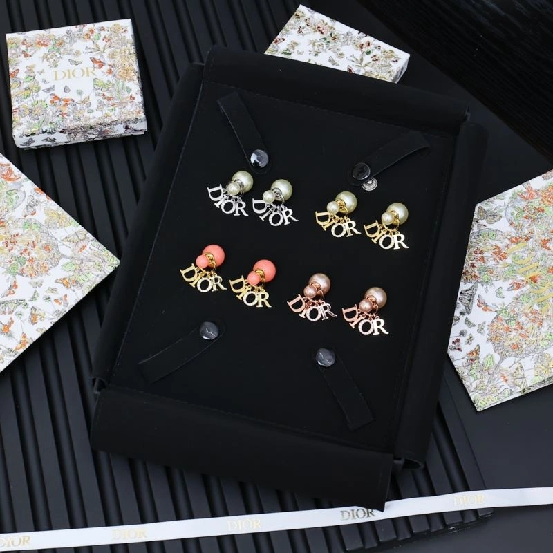 FlexibleFit Christian Dior Earrings 235611