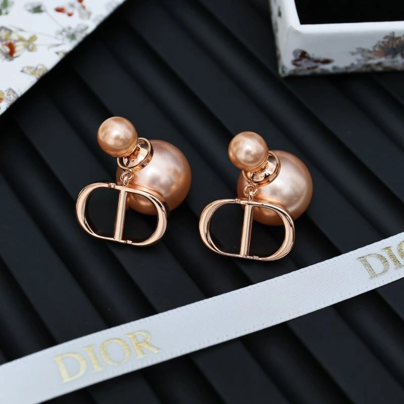 Christian Dior Earrings Bold 235561