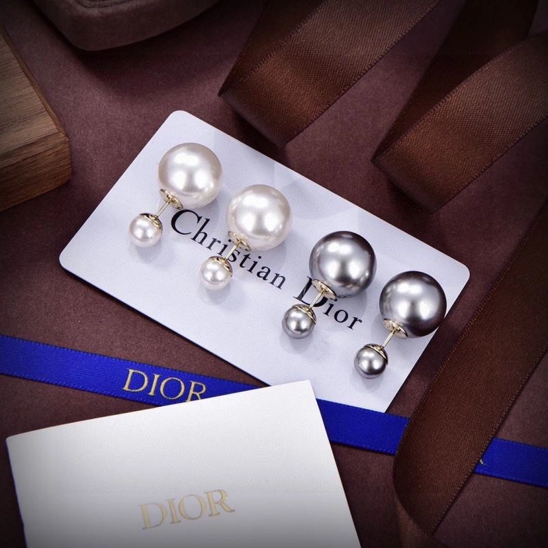 Durable Christian Dior Earrings 235553