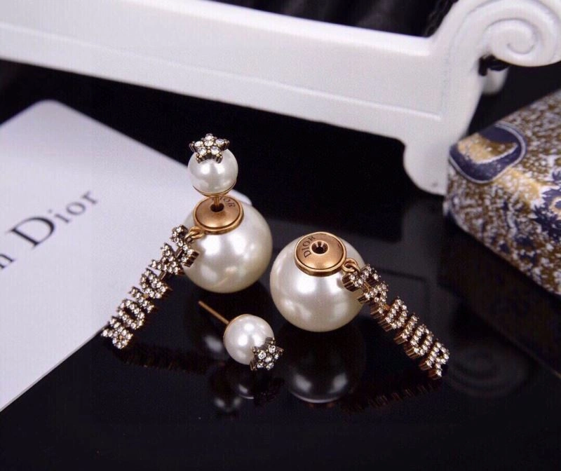 Christian Dior Earrings EasyCare 235525