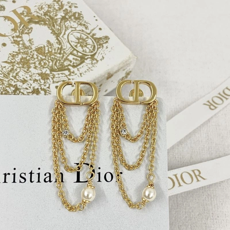 Christian Dior Earrings Lightweight 235312