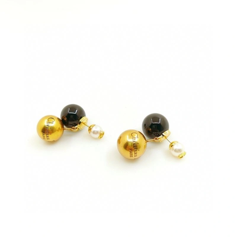 UrbanStyle Christian Dior Earrings 235266