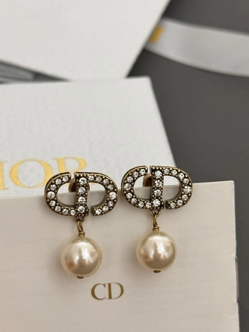 FlexibleFit Christian Dior Earrings 235077
