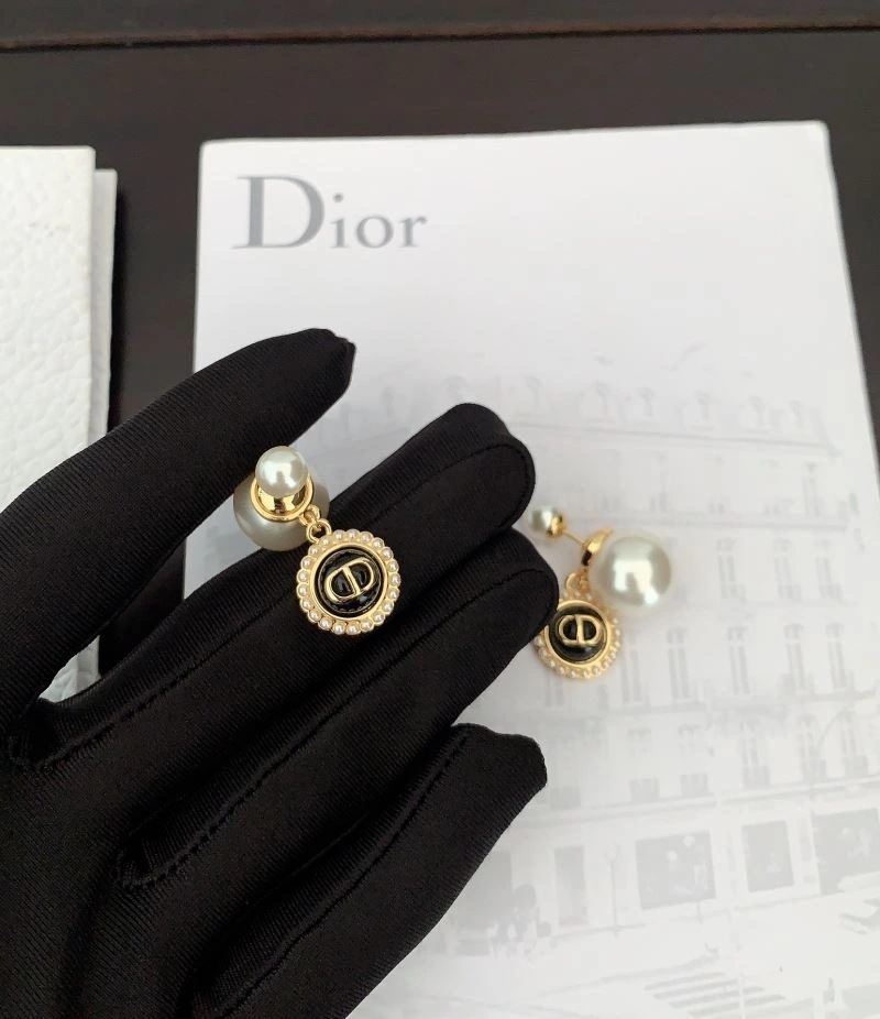 Christian Dior Earrings SmoothTexture 235015