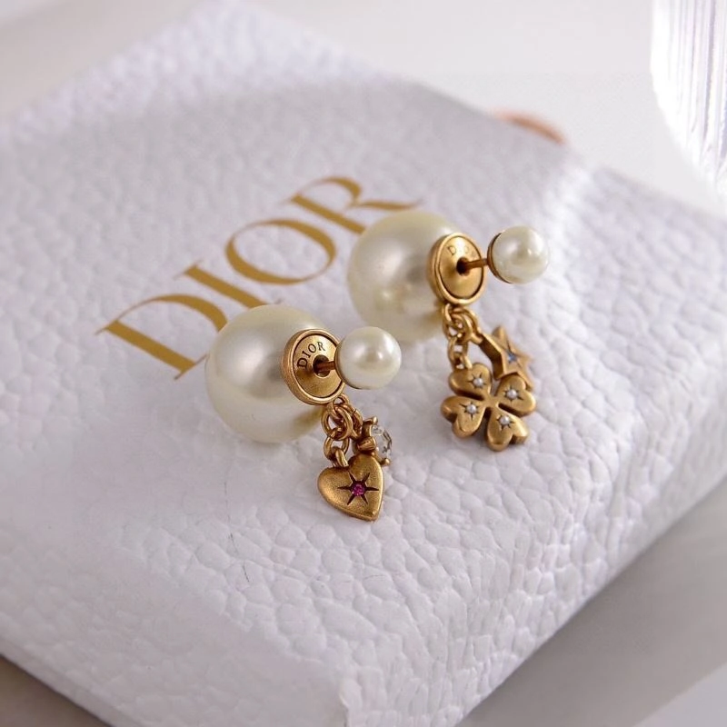 Christian Dior Earrings Casual 235082
