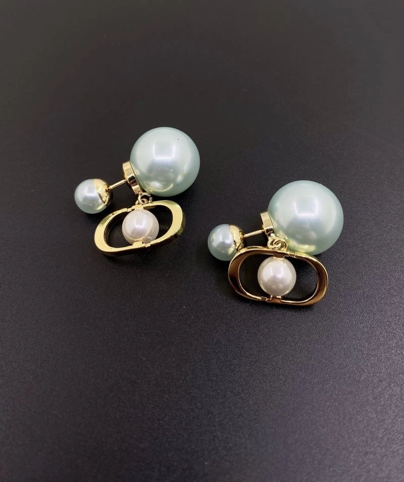 TravelReady Christian Dior Earrings 234990