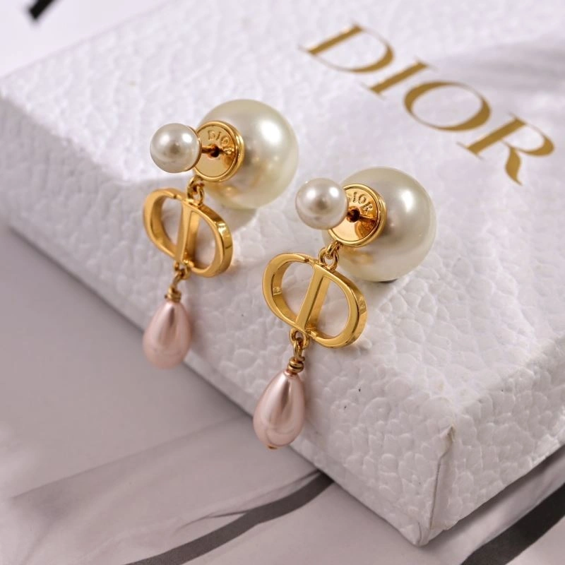 Practical Christian Dior Earrings 234982