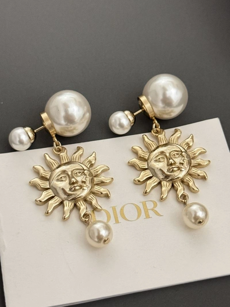 Affordable Christian Dior Earrings 234970