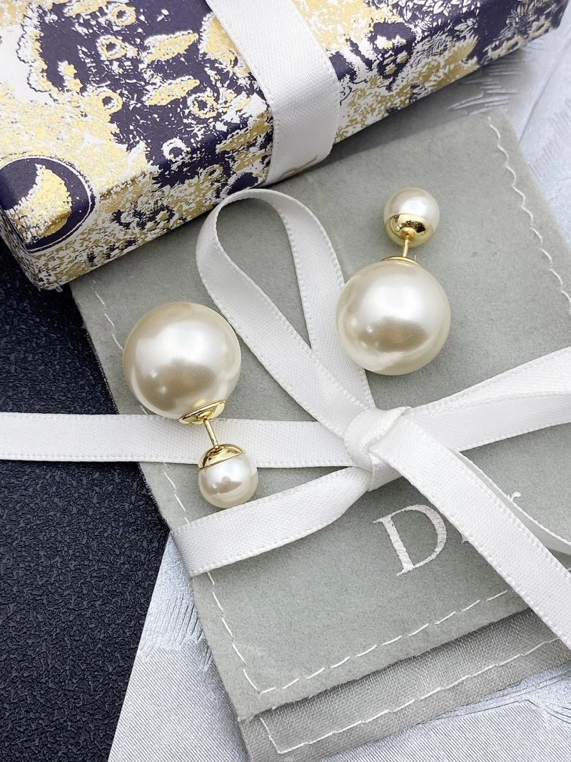 OnTrend Christian Dior Earrings 234946