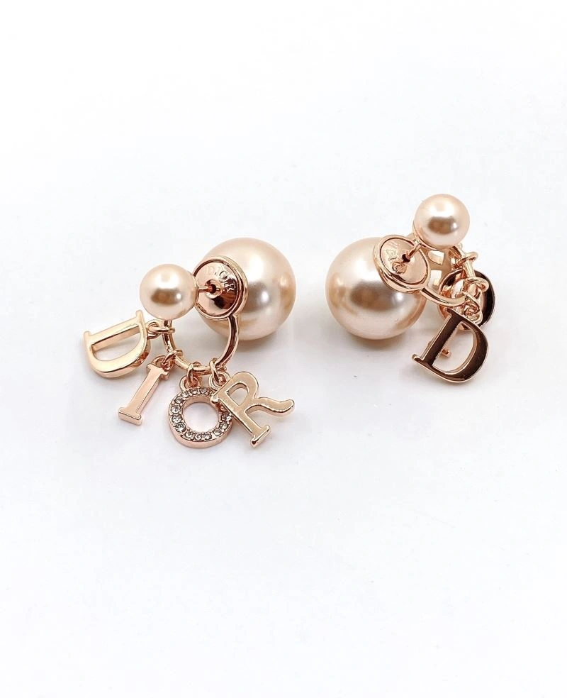 Christian Dior Earrings Breathable 234930