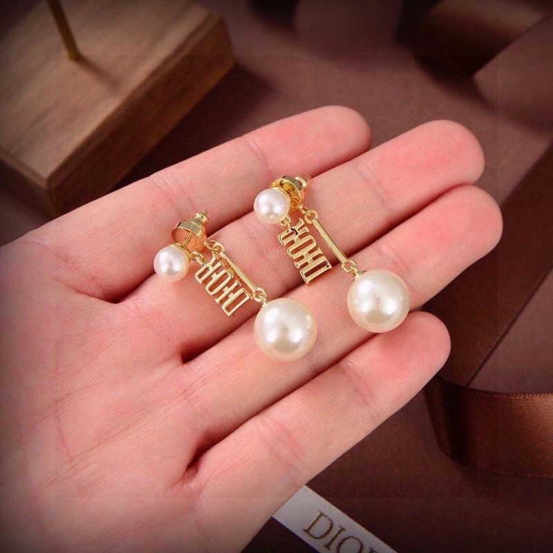 Contemporary Christian Dior Earrings 234879