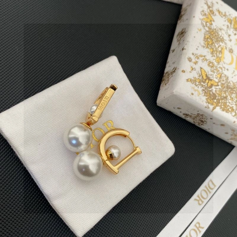 Christian Dior Earrings AllSeason 234590