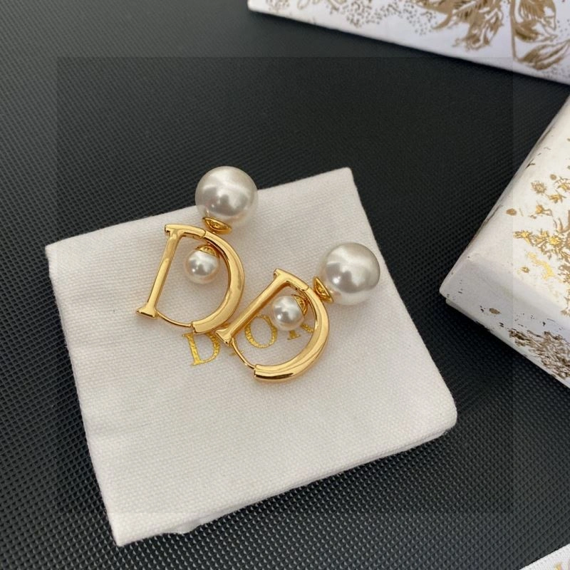 Christian Dior Earrings AllSeason 234590