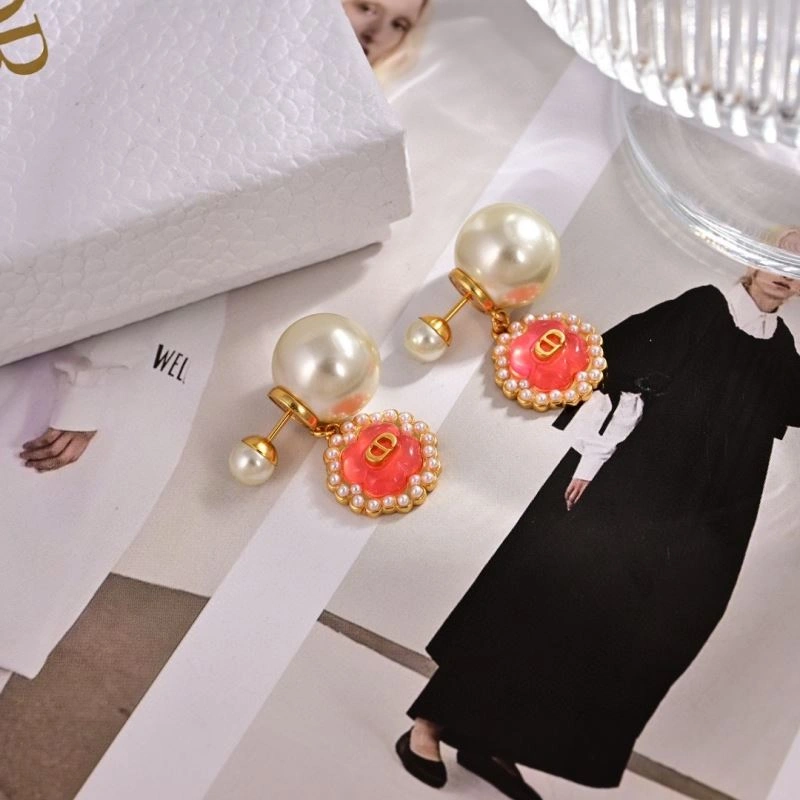 Snug Christian Dior Earrings 234586