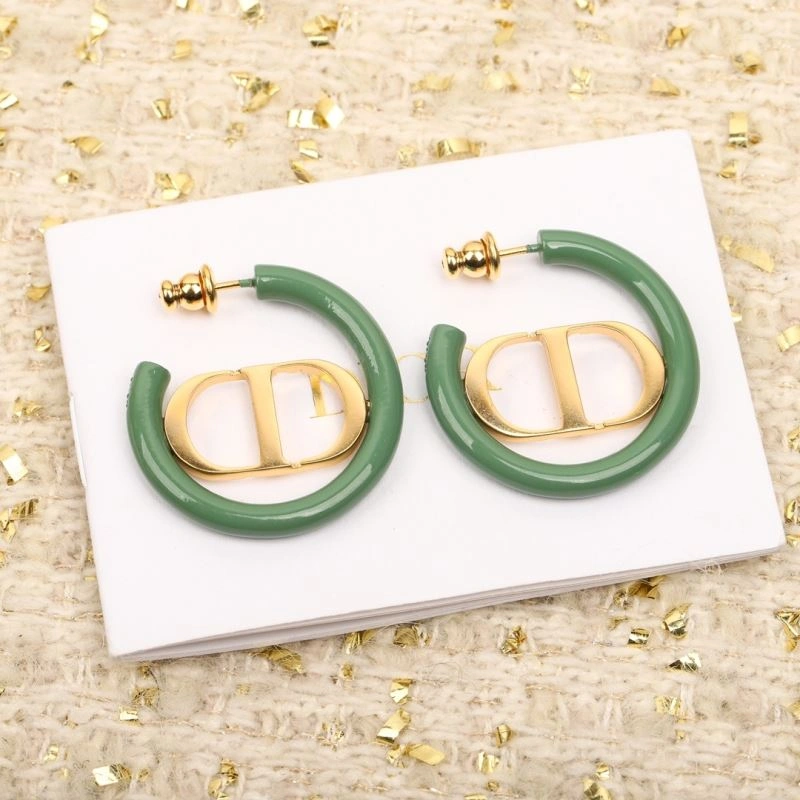 Effortless Christian Dior Earrings 234542