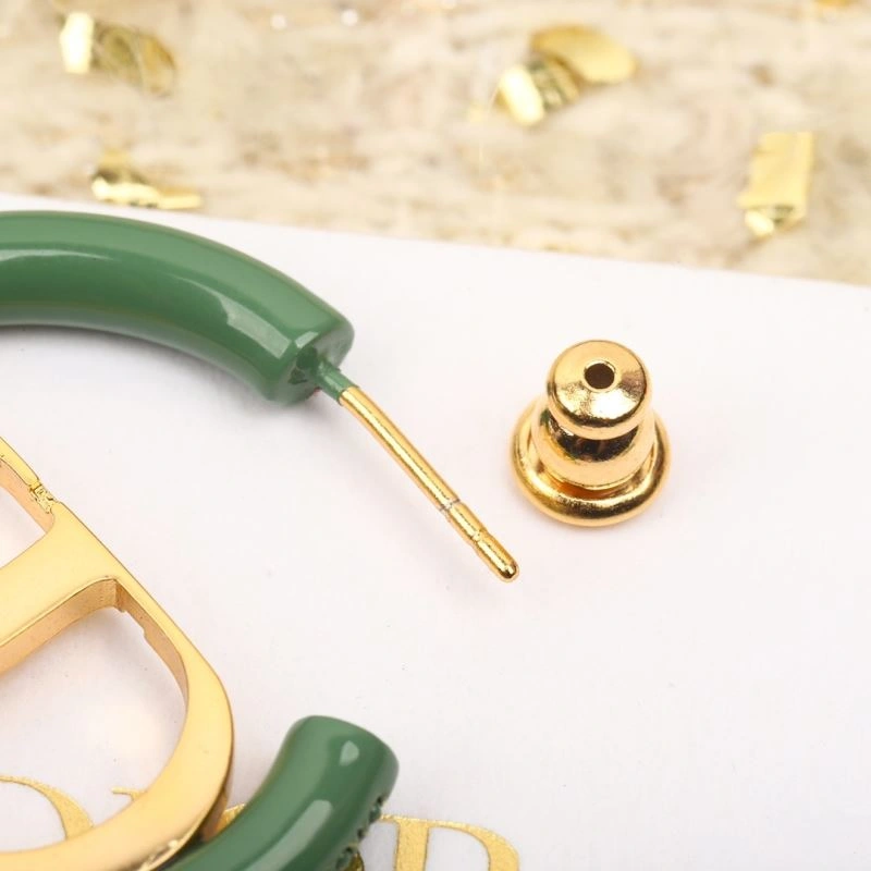 Effortless Christian Dior Earrings 234542