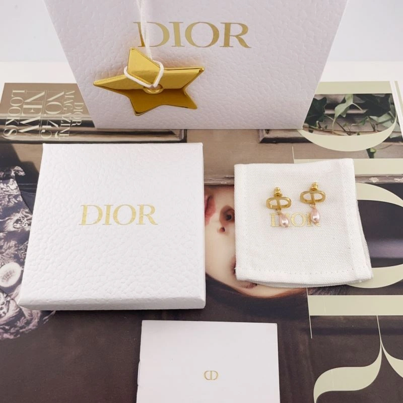 Christian Dior Earrings GoodFit 234517