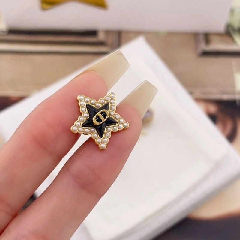 Youthful Christian Dior Earrings 234505