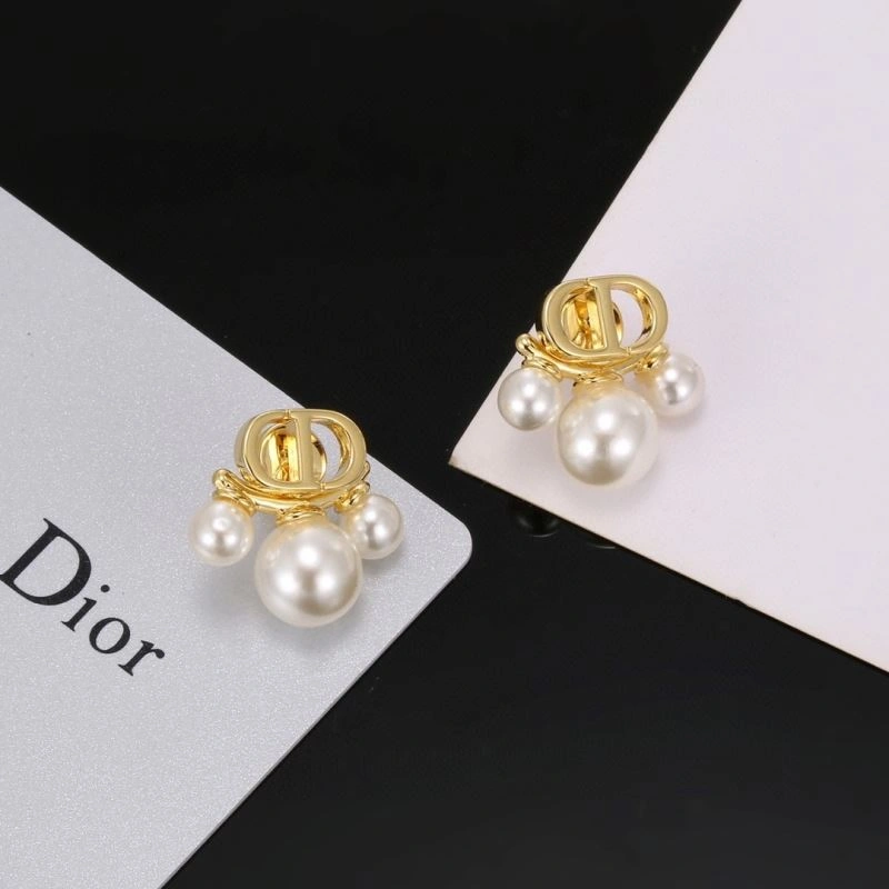 Youthful Christian Dior Earrings 234456