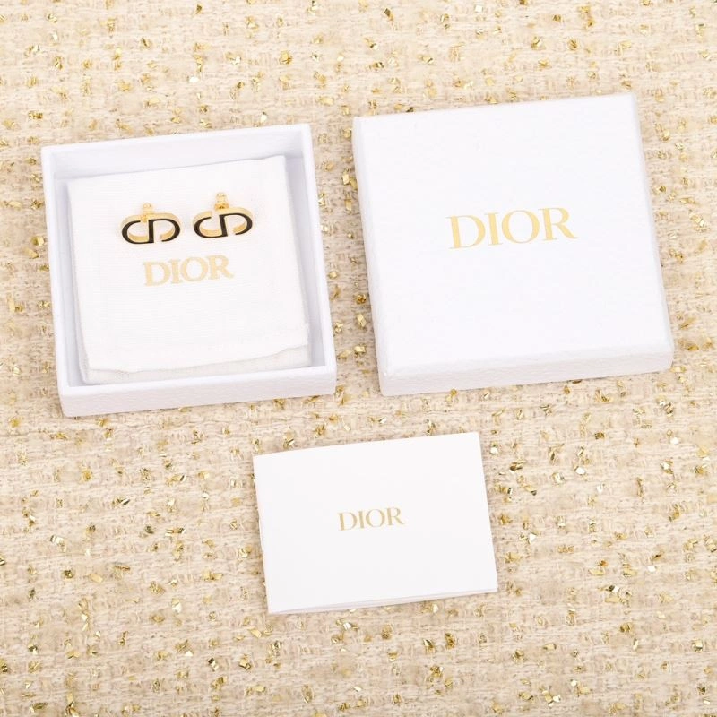 Christian Dior Earrings Compact 234453