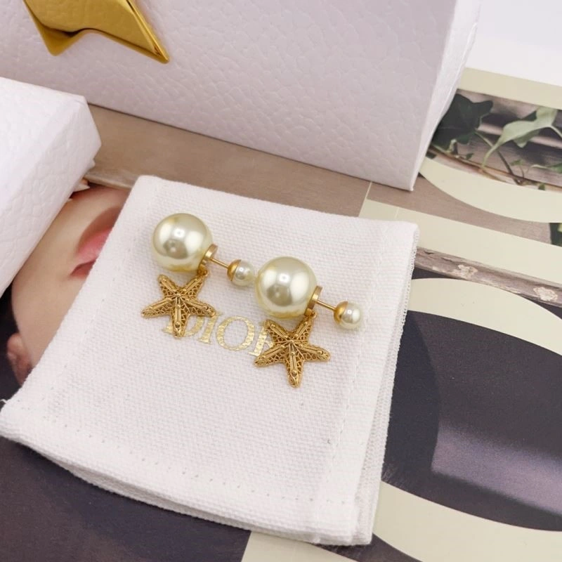 Christian Dior Earrings Durable 234263