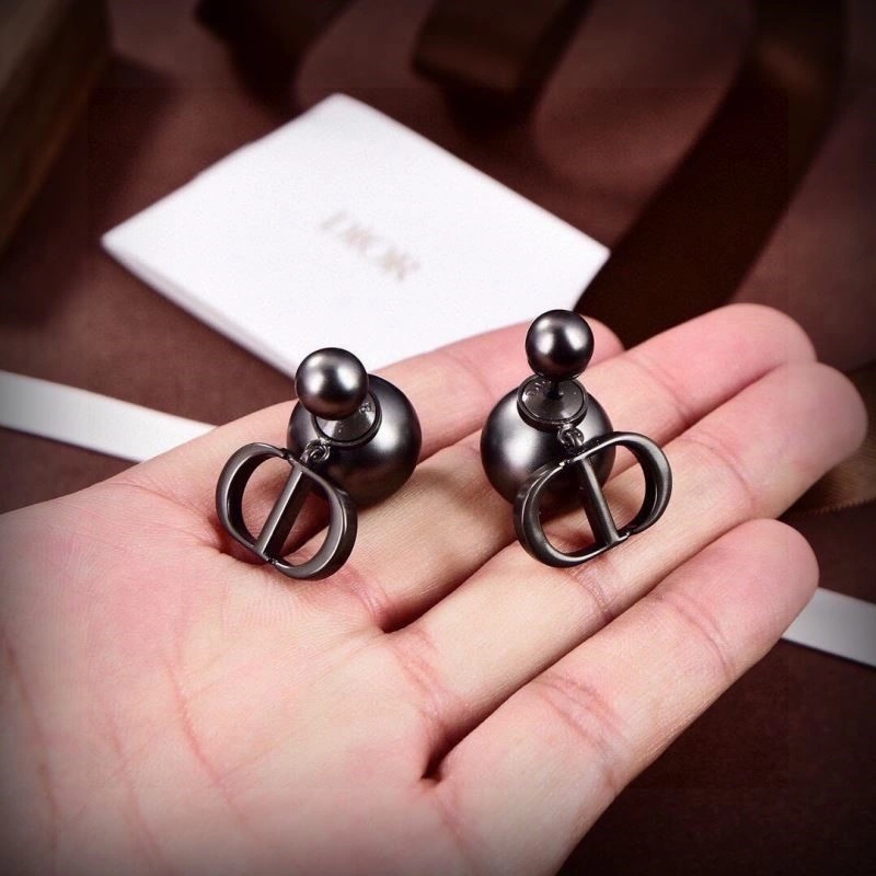 Christian Dior Earrings TimelessDesign 234208
