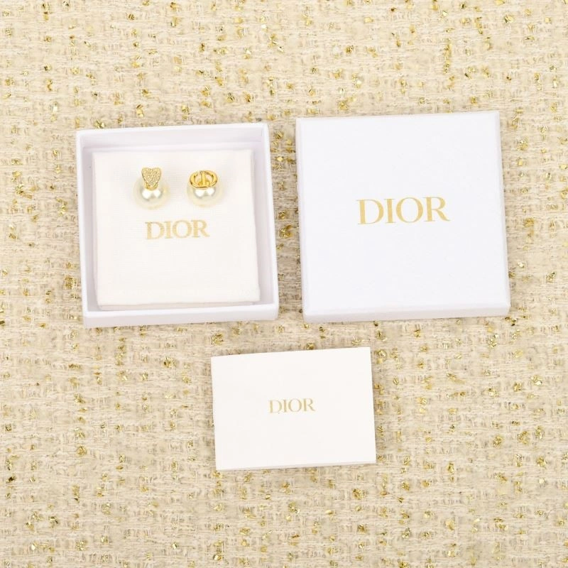 Christian Dior Earrings Elegant 234168