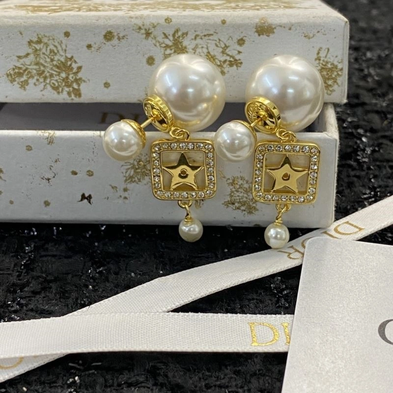 Christian Dior Earrings TimelessDesign 234127