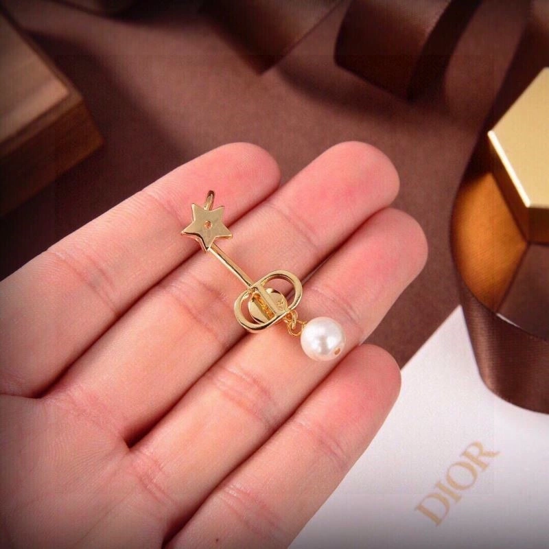 Bright Christian Dior Earrings 233906