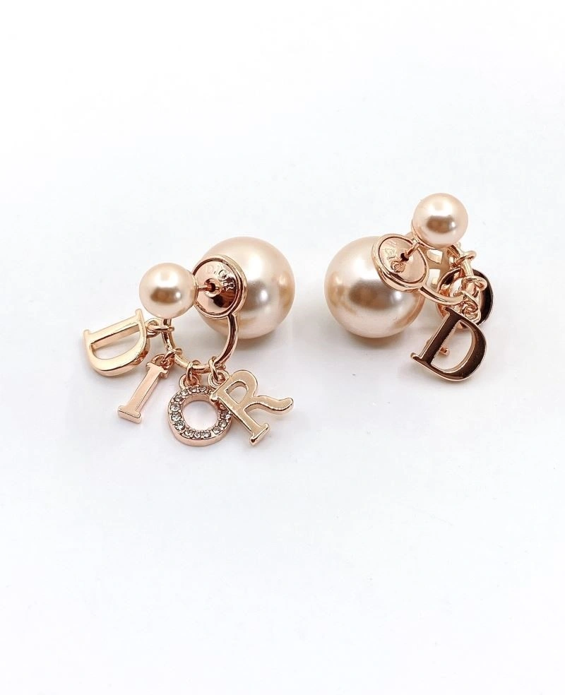 SmoothTexture Christian Dior Earrings 233912