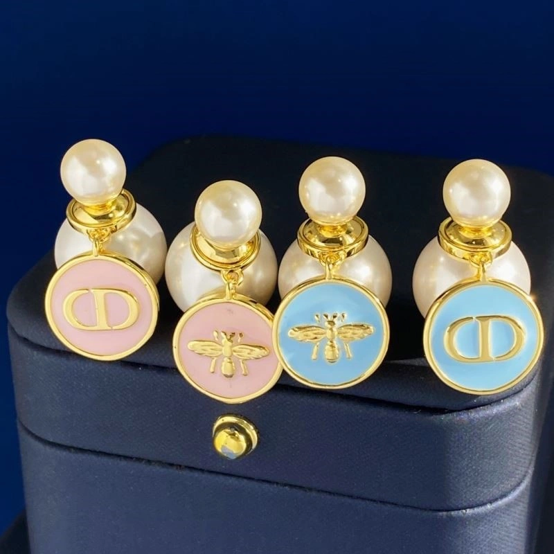 Christian Dior Earrings Practical 233905