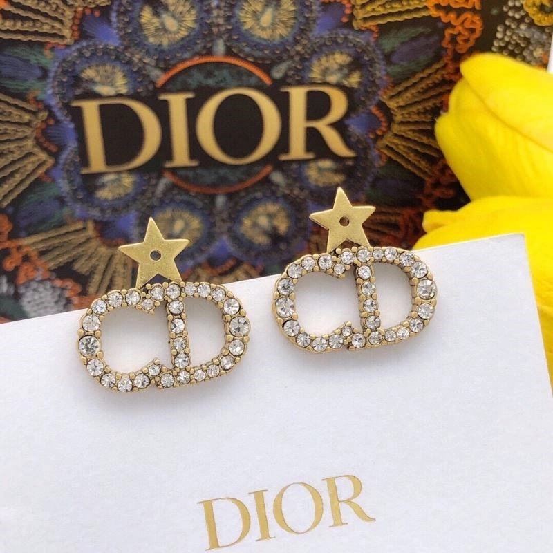 UrbanStyle Christian Dior Earrings 233602