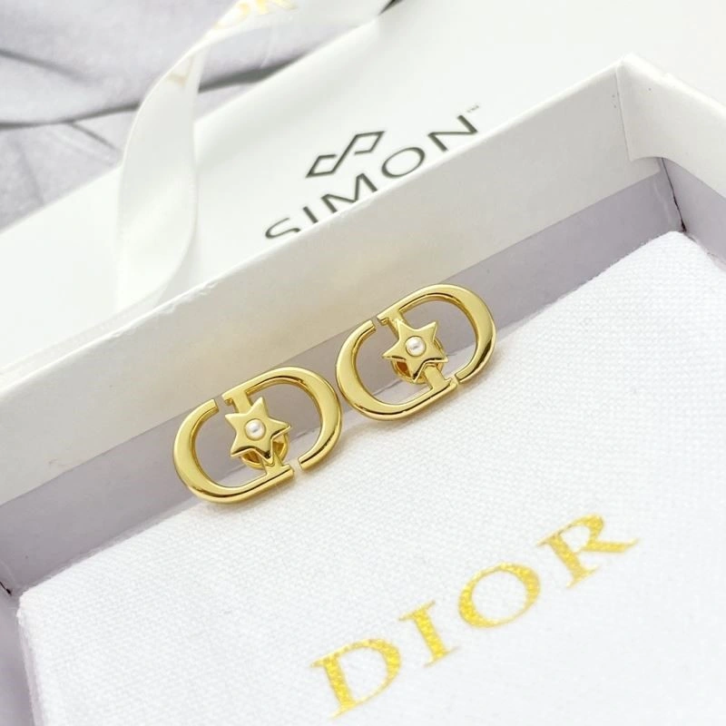 Christian Dior Earrings Packable 233606