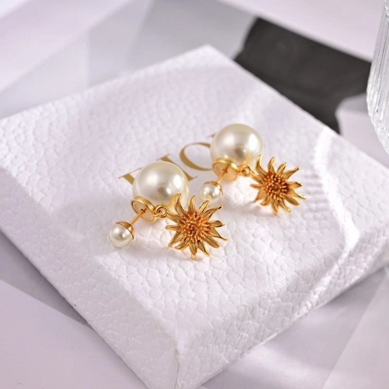 Christian Dior Earrings Upgraded 233594