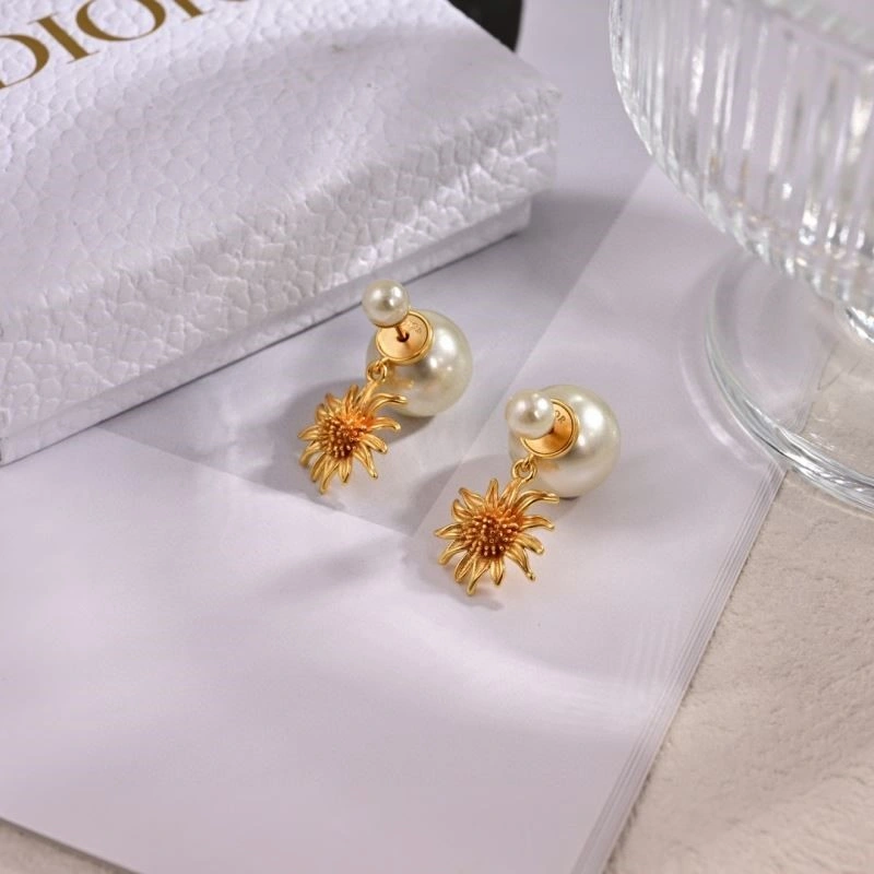 Christian Dior Earrings Upgraded 233594
